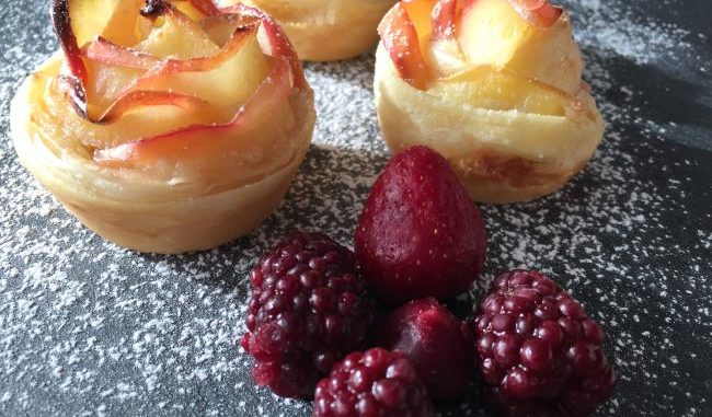 Roses Feuilletées aux pommes