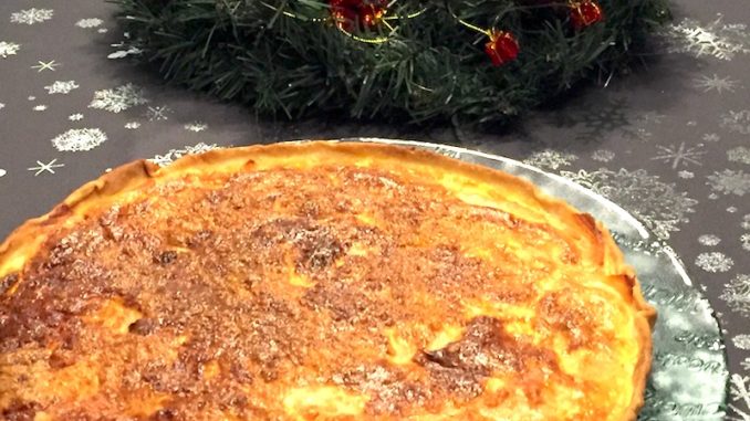 Quiche au saumon et poireaux